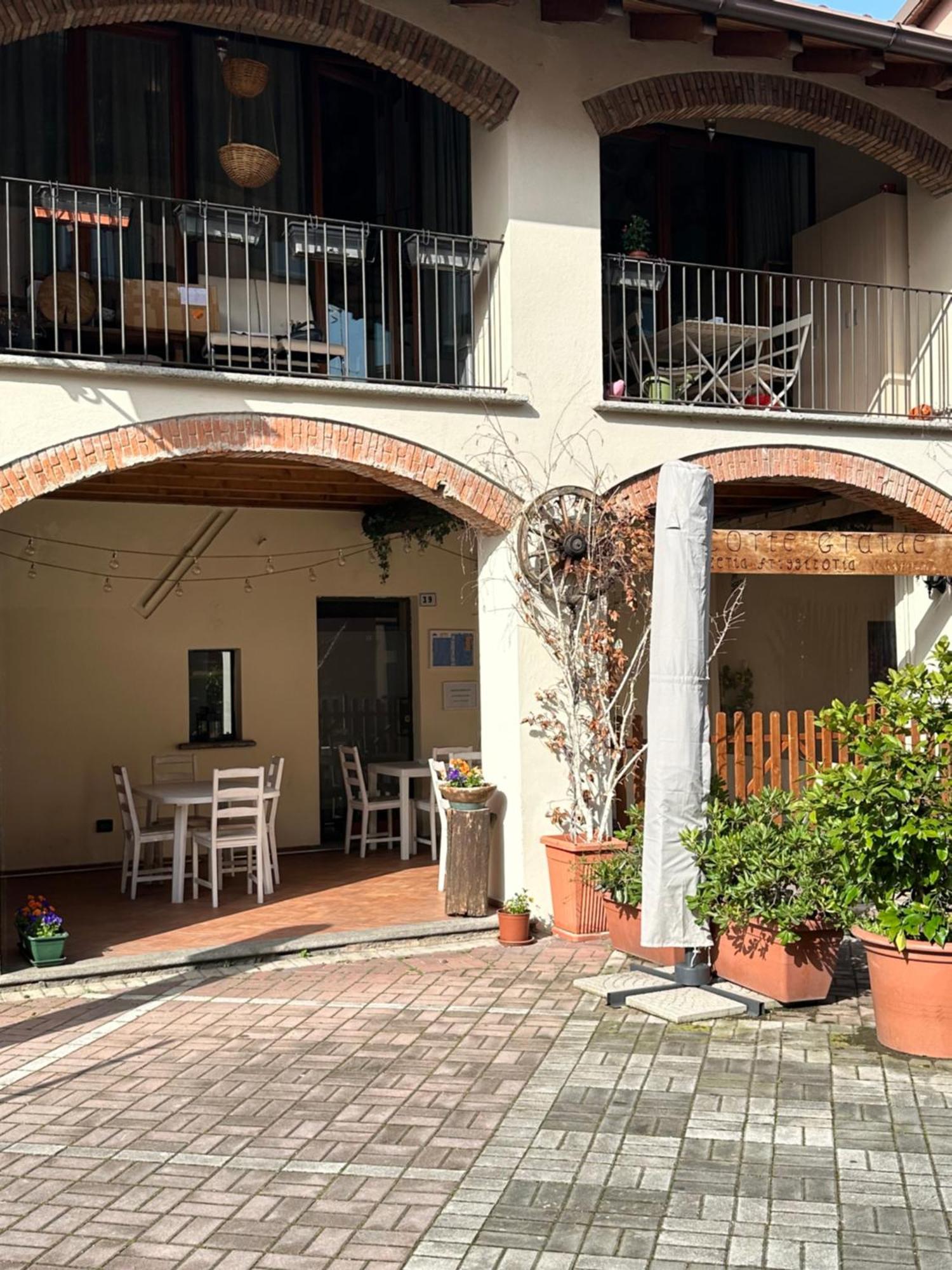 Corte Grande Apartment Lipomo Zewnętrze zdjęcie